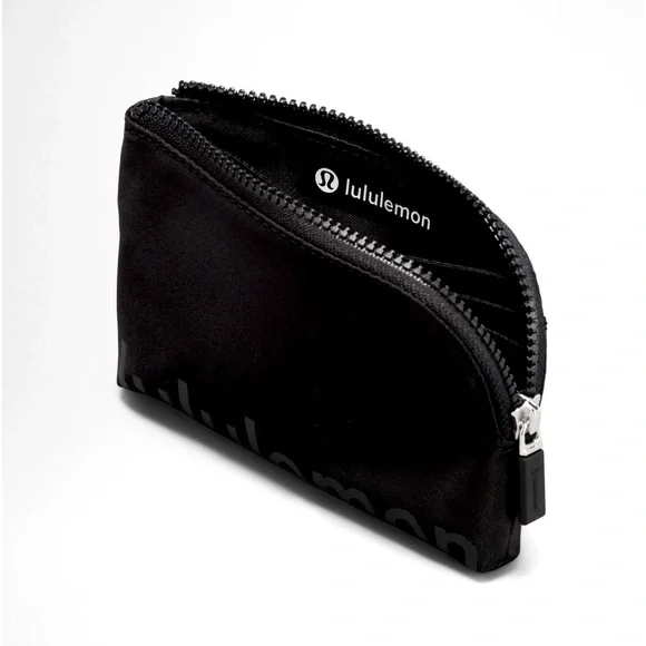 Lululemon Clippable Card Pouch, Wallet, Coin Purse NWT - Picture 2 of 7